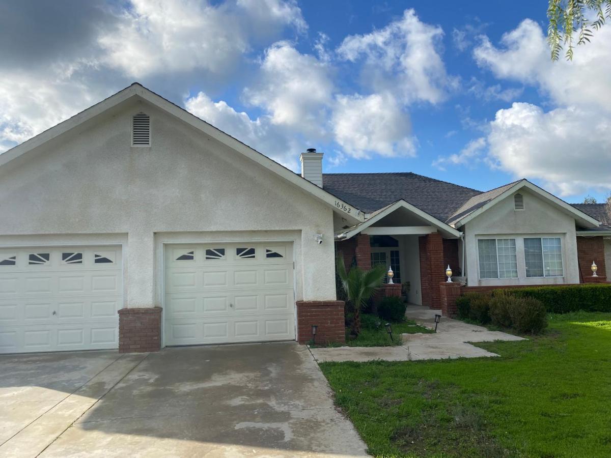 Beautiful Peaceful Desirable Home In Madera Rancho エクステリア 写真